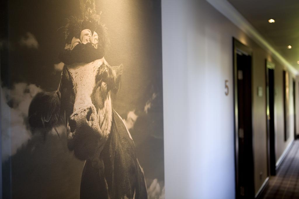 The Bulls Head Hotel هييل المظهر الخارجي الصورة