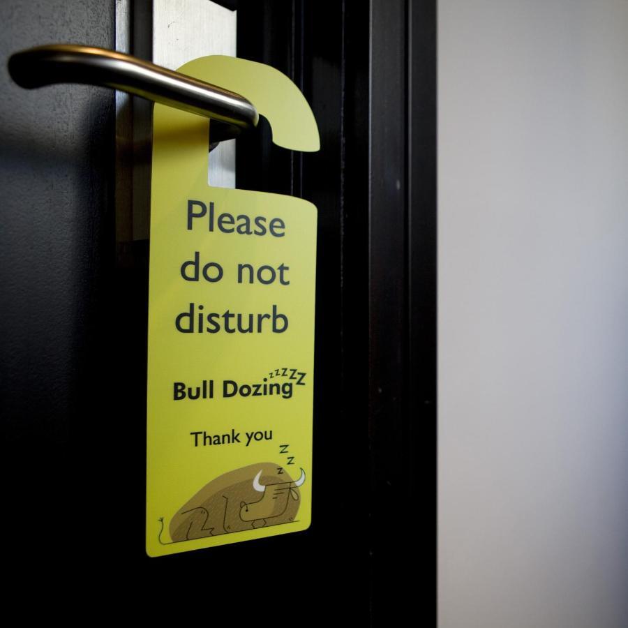 The Bulls Head Hotel هييل المظهر الخارجي الصورة